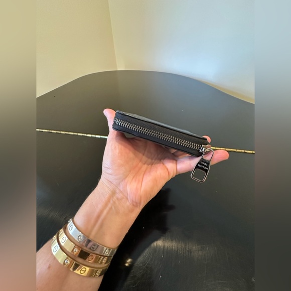 RARE Authentic Vintage Retro Iconic Minimalist Luis Vuitton Monogram Zip Wallet - Picture 6 of 17
